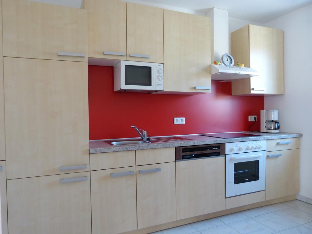 Ferienwohnung Kern โบเดนสดอร์ฟ ห้อง รูปภาพ